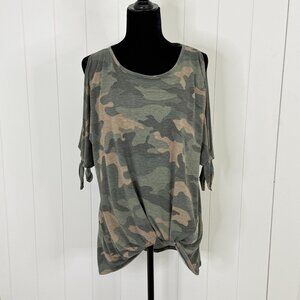 NWOT Boutique Camo Cold Shoulder Tie Sleeve Tunic Top Womens LARGE Side Knot